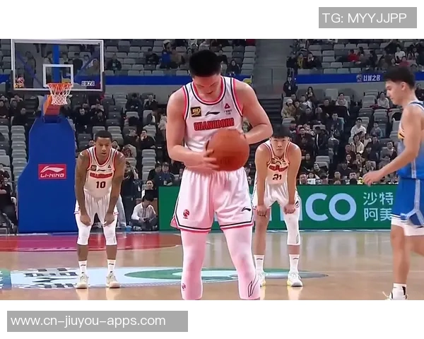 广东队迎来新星胡明轩接班人国青最强大腿助力男篮未来锋卫崛起